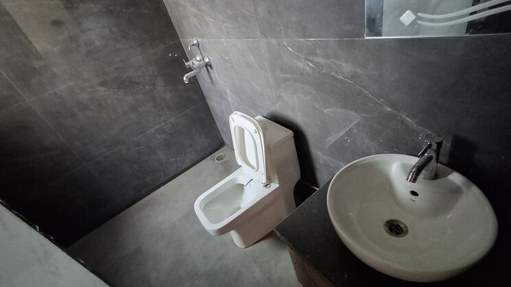 Bathroom, nabha 5 Bedroom 110 Sq.Yd. Villa In Nabha Zirakpur 8787052