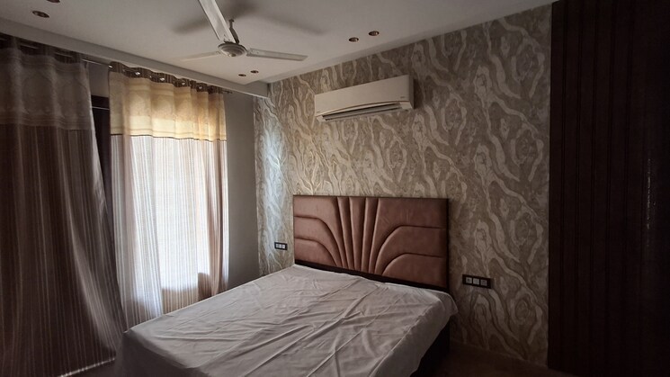 Bedroom, nabha 5 Bedroom 110 Sq.Yd. Villa In Nabha Zirakpur 8787052