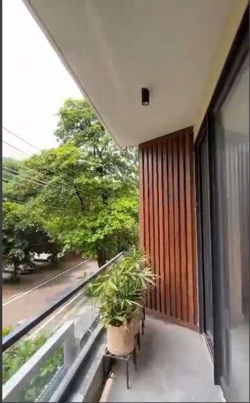 Balcony in 3 BHK Builder Floor at Dlf Phase I – for Sale