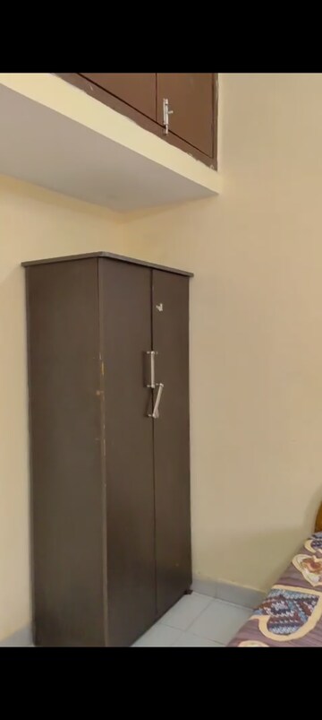Furnished Amenities in 3 BHK Builder Floor at Sector 44 – for Rent
