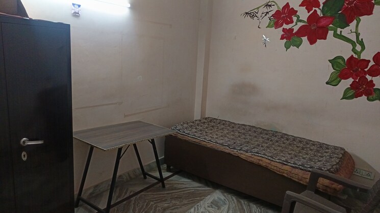 Bedroom, patel nagar 2 Bedroom 1000 Sq.Ft. Builder Floor In Patel Nagar Delhi 8787085