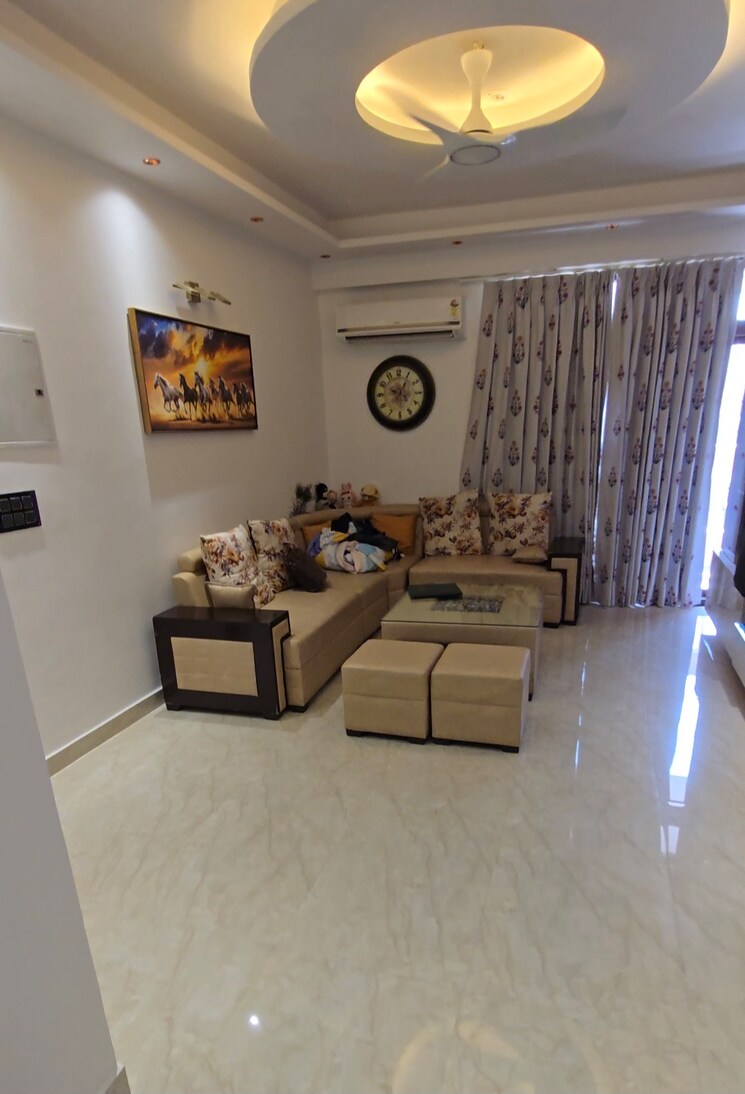 Living Room, eldeco-green-meadows 3 Bedroom 1840 Sq.Ft. Apartment In Pi Greater Noida Greater Noida 8787086
