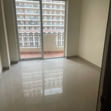 Room in 3 BHK Apartment at Ansal Height 86, Nawada Fatehpur – for Rent