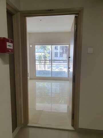 Room in 2 BHK Apartment at Sugee Atharva, Prabhadevi – for Sale
