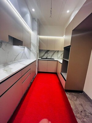 Kitchen in 3 BHK Builder Floor at DLF Atria, Dlf Phase ii – for Sale