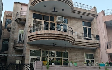 6+ BHK Villa For Sale in Sector 22