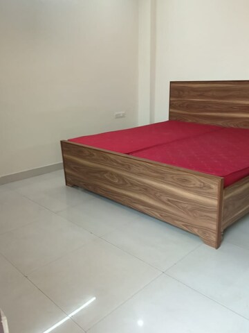 Bedroom in 1 BHK Builder Floor at Gupta Awas, Sector 43 – for Rent