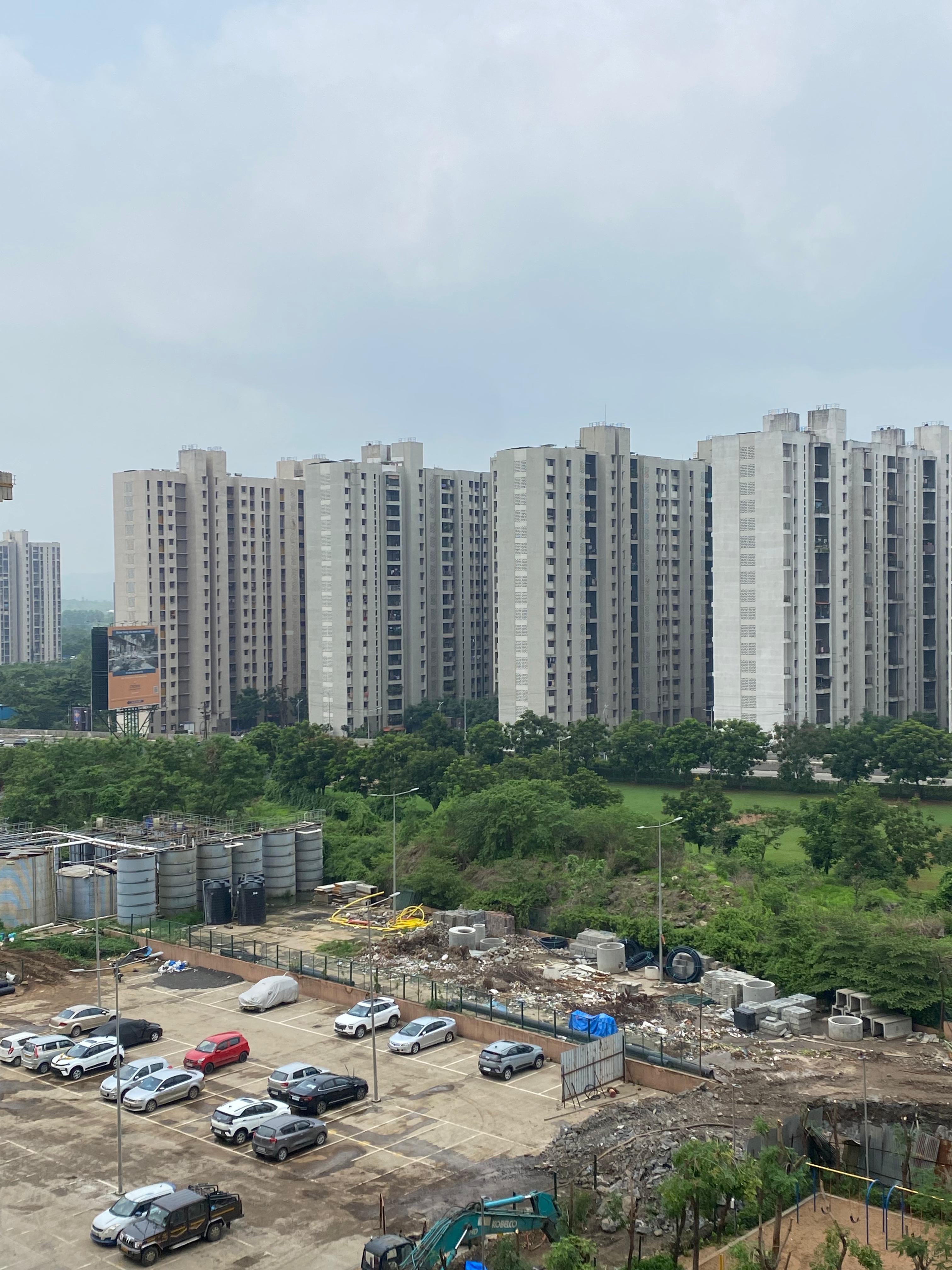 1 BHK Apartment For Rent in Lodha Golden Dream