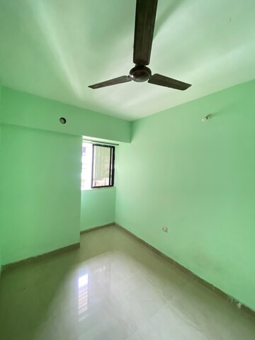 Room in 1 BHK Apartment at Lodha Golden Dream, Dombivli East – for Rent