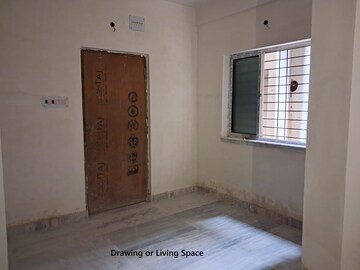 Room in 3 BHK Apartment at Bijoygarh – for Sale