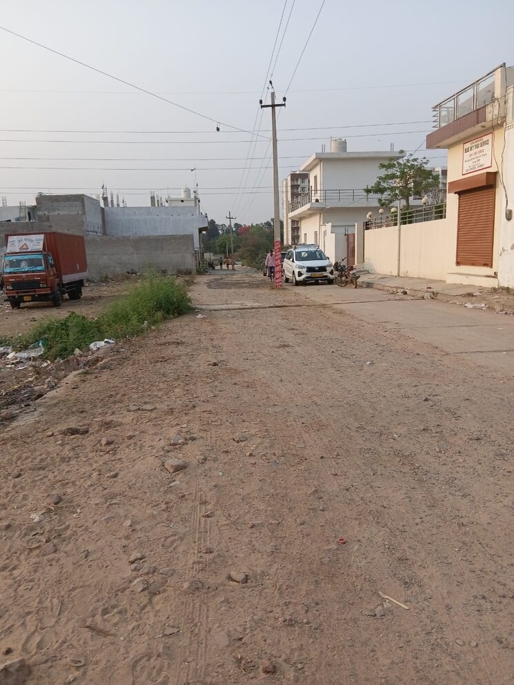 Exterior View, maruti kunj  75 Sq.Yd. Plot In Maruti Kunj Gurgaon 8787162