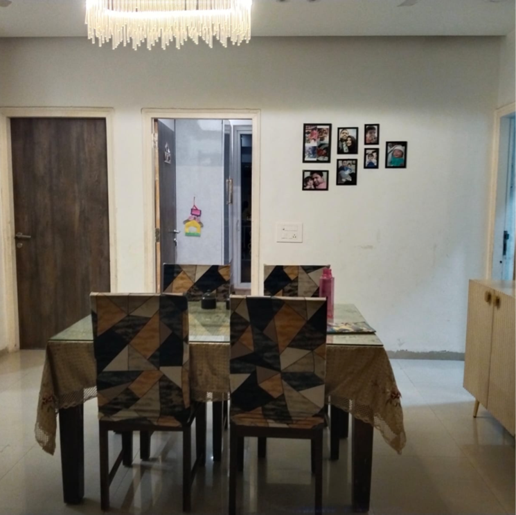 Living Room, emaar-palm-hills 3 Bedroom 1450 Sq.Ft. Apartment In Sector 77 Gurgaon 8787168