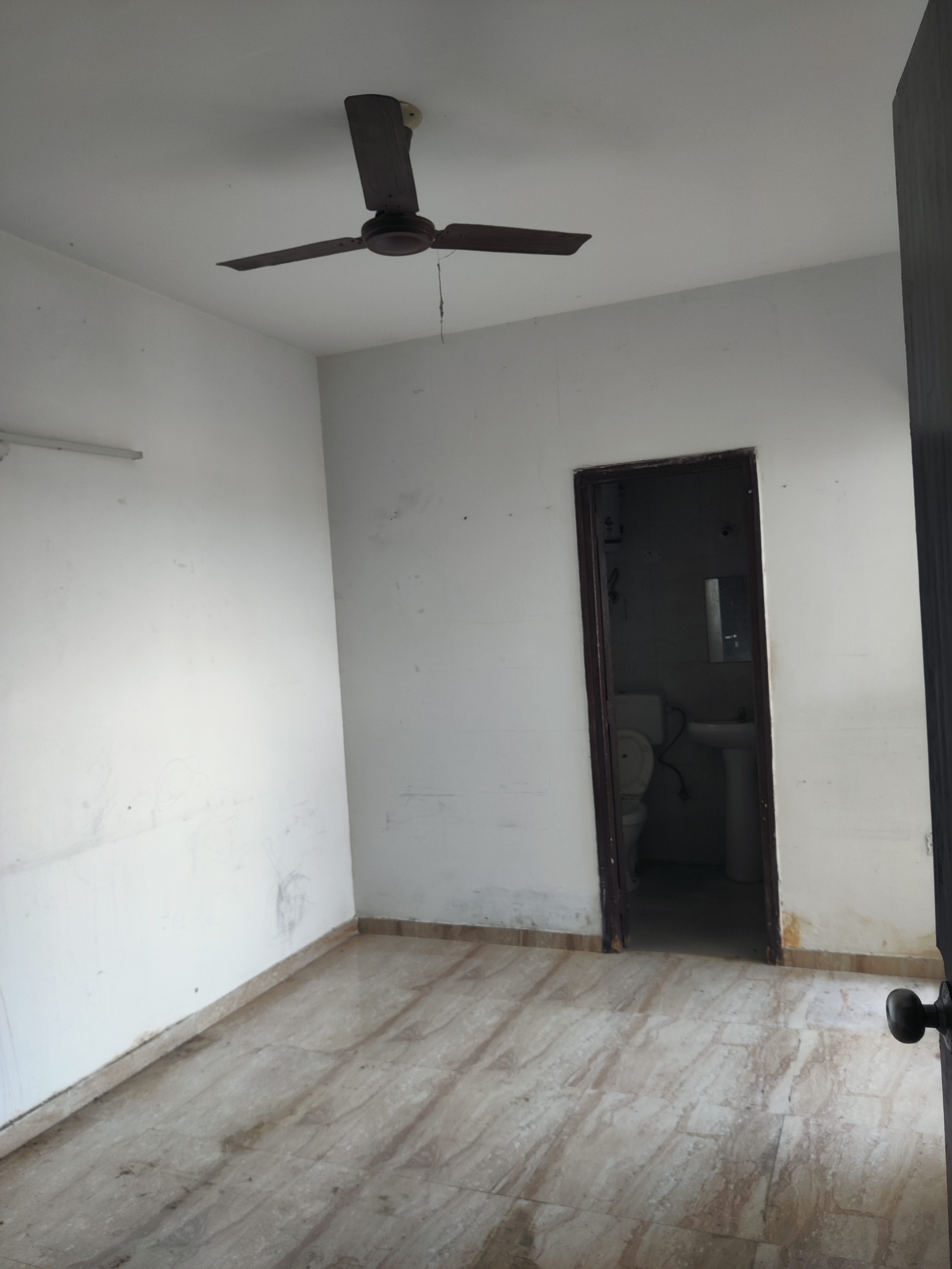 2 BHK + Pooja Room Apartment For Rent in Signature The Millennia 2