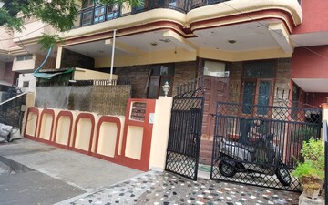 6+ BHK Villa For Sale in RWA Apartments Sector 26, Sector 26