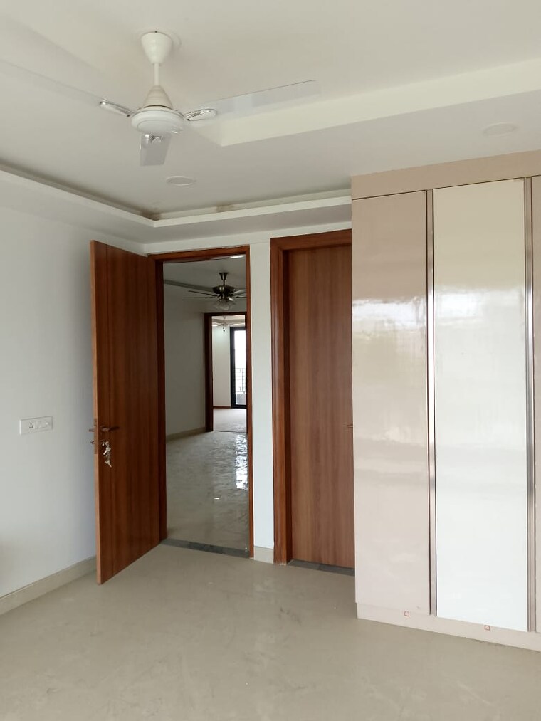 Room, bptp-amstoria-country-floor 3 Bedroom 2150 Sq.Ft. Builder Floor In Sector 102 Gurgaon 8787221