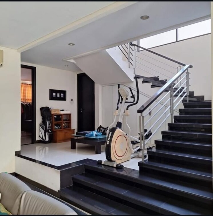 undefined, sector 33 2.5 Bedroom 2250 Sq.Ft. Builder Floor In Sector 33 Faridabad 8787239