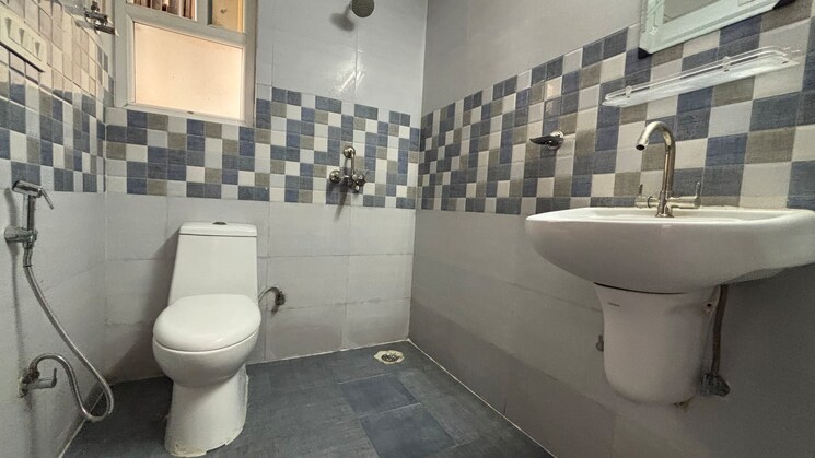 Bathroom, white-orchid 2 Bedroom 1097 Sq.Ft. Apartment In Sector 84 Noida 8787297