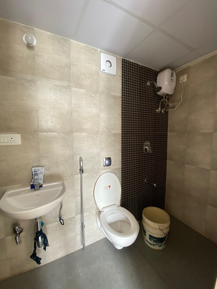 Bathroom, lodha-golden-dream 2 Bedroom 600 Sq.Ft. Apartment In Dombivli East Thane 8787259