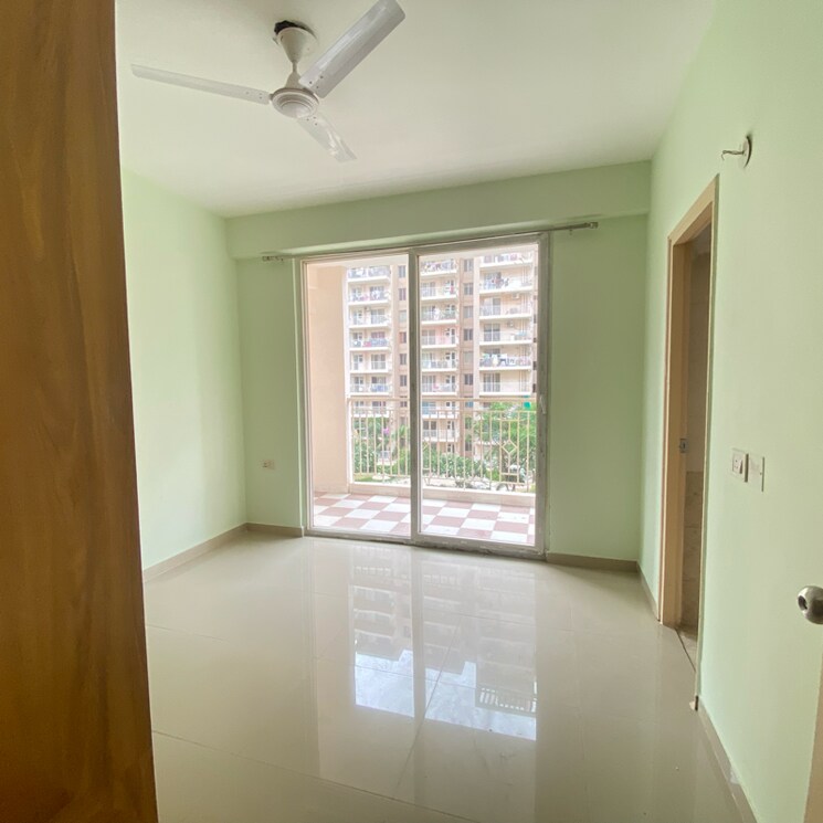 Room, shree-vardhman-green-court 2 Bedroom 526 Sq.Ft. Apartment In Sector 90 Gurgaon 8787260