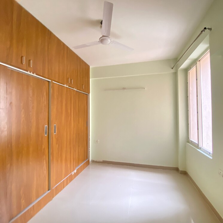 Room, shree-vardhman-green-court 2 Bedroom 526 Sq.Ft. Apartment In Sector 90 Gurgaon 8787260