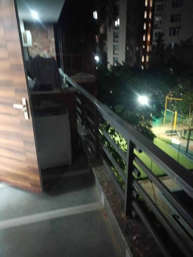 Kitchen, royal-homez 1 Bedroom 750 Sq.Ft. Builder Floor In Sector 43 Gurgaon 8787247