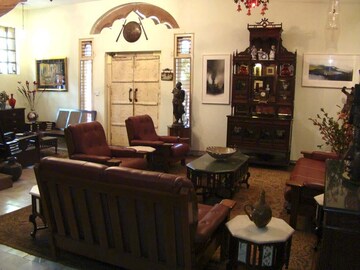 Living Room in 6+ BHK Villa at RWA Apartments Sector 40, Sector 40 – for Sale