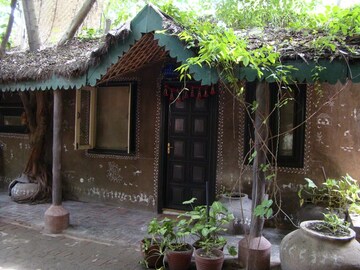 6+ BHK Villa – Nearby View at RWA Apartments Sector 40, Sector 40 - for Sale