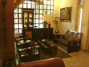 Living Room in 6+ BHK Villa at RWA Apartments Sector 40, Sector 40 – for Sale