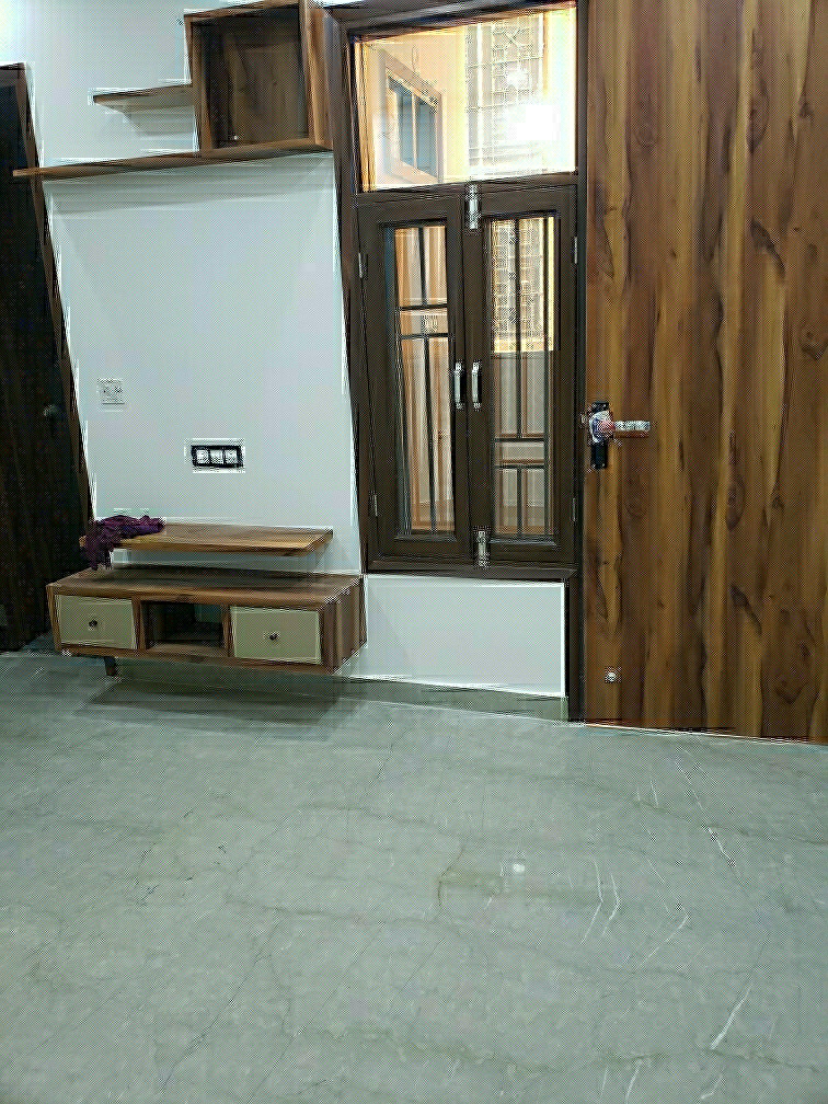 2 BHK Builder Floor For Rent in Rahul Mishra 