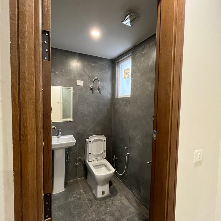 Bathroom, chattarpur 1 Bedroom 495 Sq.Ft. Apartment In Chattarpur Delhi 8787287