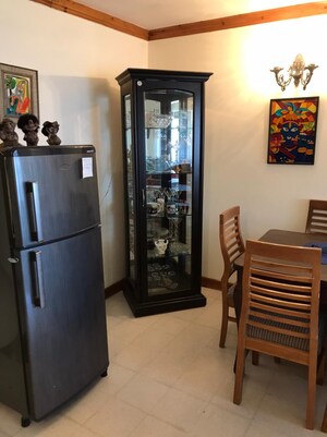 Living Room in 2.5 BHK Apartment at Mashobra – for Sale