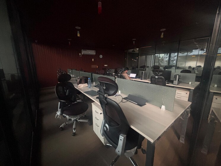 Team Area, solitaire-business-hub-viman-nagar Commercial Office Space 7318 Sq.Ft. In Viman Nagar Pune 8787283