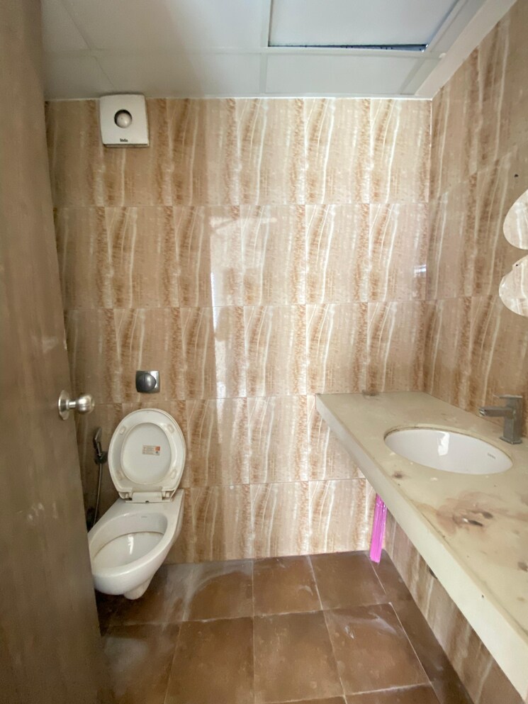 Bathroom, lodha-palava-crown 2 Bedroom 600 Sq.Ft. Apartment In Dombivli East Thane 8787311