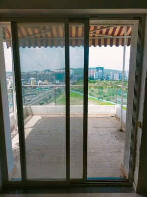 Swimming Pool in 2 BHK Apartment at Kohinoor Grandeur, Ravet – for Sale