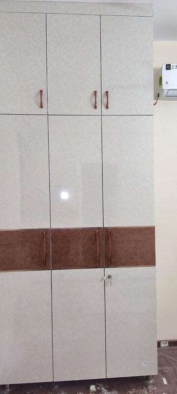 Furnished Amenities in 3 BHK Apartment at Paras Dews, Sector 106 – for Rent