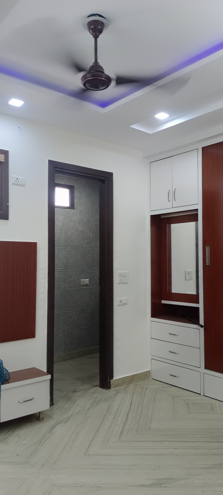 Room, ashok nagar 2 Bedroom 900 Sq.Ft. Builder Floor In Ashok Nagar Delhi 8787381