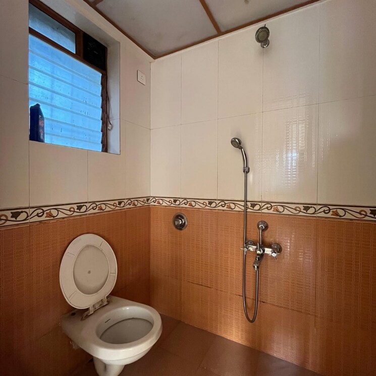 Bathroom, malad west 1 Bedroom 450 Sq.Ft. Apartment In Malad West Mumbai 8787393