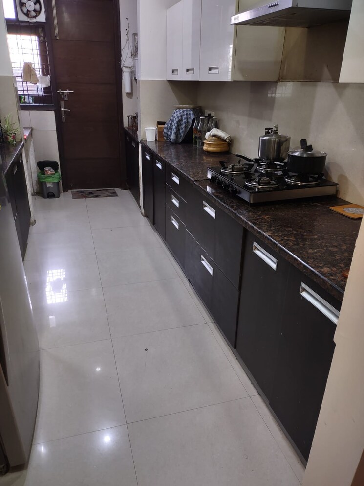 Kitchen, ardee-city-palm-grove-heights 3 Bedroom 2350 Sq.Ft. Apartment In Sector 52 Gurgaon 8787387