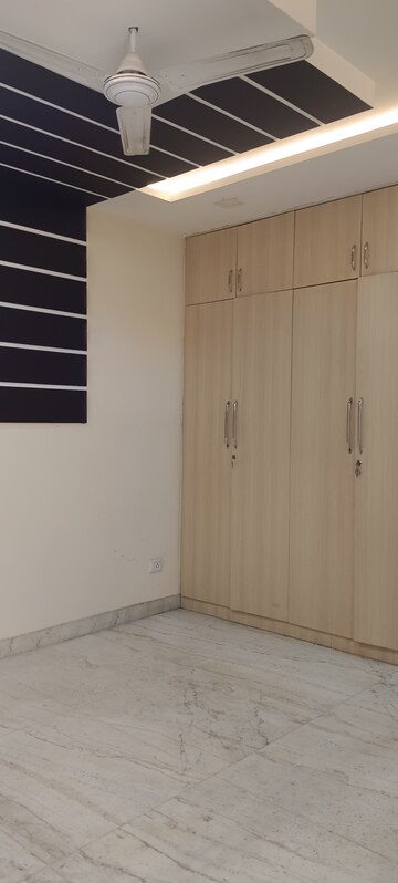 Room in 2 BHK Builder Floor at Ashok Nagar – for Rent