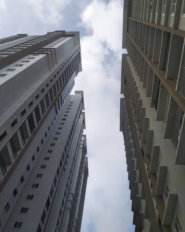 Balcony in 2 BHK Apartment at SMR Vinay Iconia Hyderabad, Kondapur – for Rent