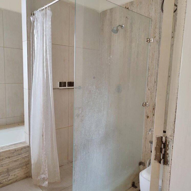 Bathroom, ireo-victory-valley 3 Bedroom 2452 Sq.Ft. Apartment In Ramgarh Dhani Gurgaon 8787438