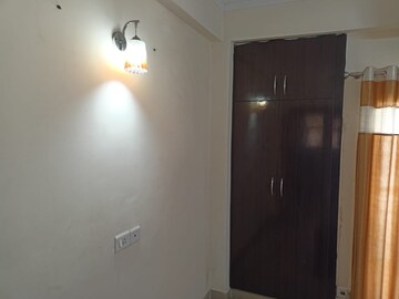 Room in 2 BHK Apartment at Gardenia Golf City, Sector 75 – for Rent