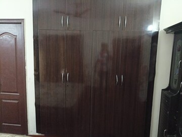 Furnished Amenities in 2 BHK Apartment at Gardenia Golf City, Sector 75 – for Rent
