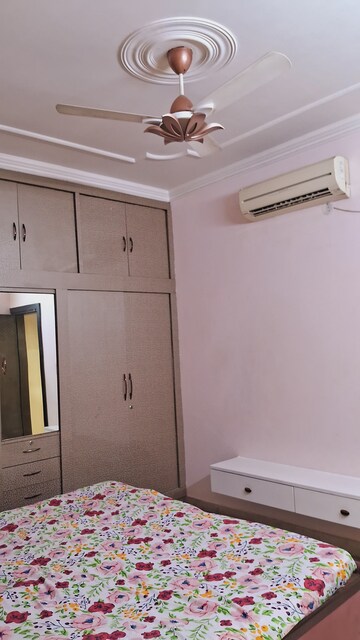 Furnished Amenities in 2 BHK Builder Floor at Subhash Nagar – for Rent