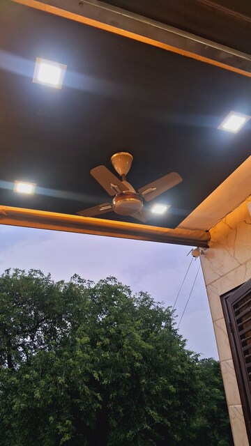 Furnished Amenities in 2 BHK Builder Floor at Subhash Nagar – for Rent
