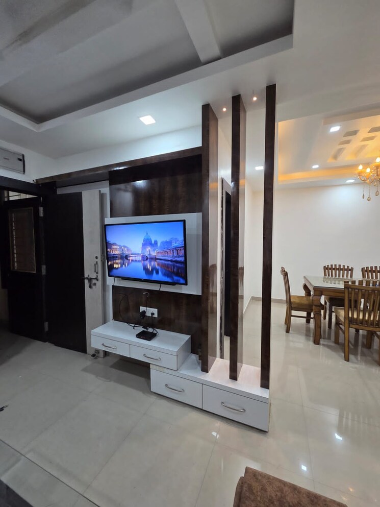 Room, katara 3 Bedroom 1200 Sq.Ft. Apartment In Katara Bhopal 8770327