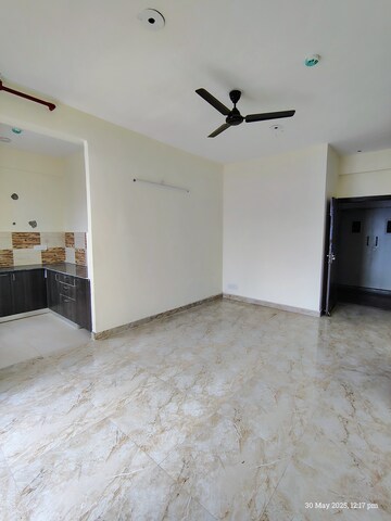 Room in 2 BHK Apartment at Amrapali Enchante, Tech Zone 4 Greater Noida – for Sale