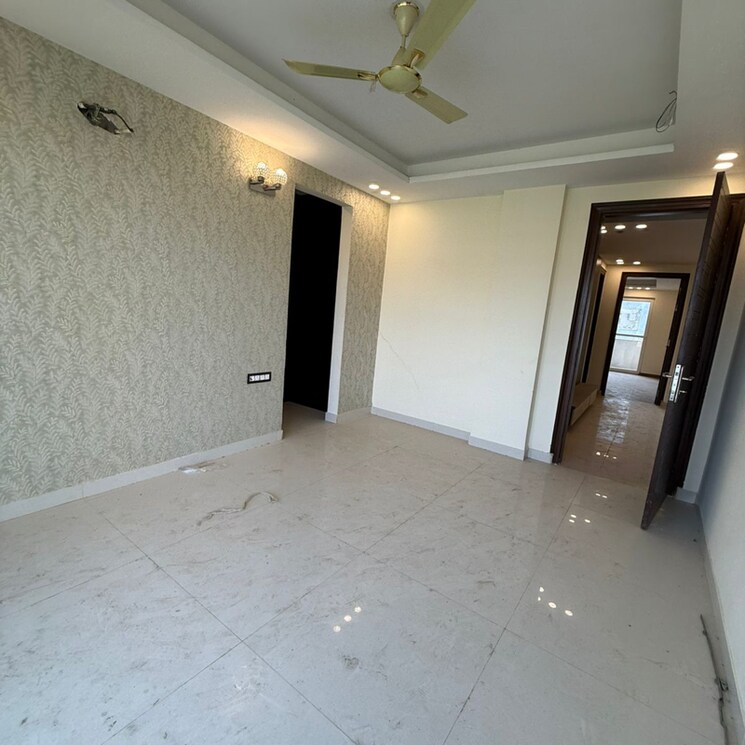 Room, versalia-woodwinds 4 Bedroom 3333 Sq.Ft. Apartment In Sector 67a Gurgaon 8787547