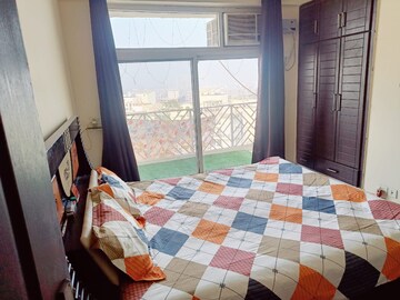 Bedroom in 4 BHK Apartment at Amrapali Sapphire, Sector 45 – for Sale