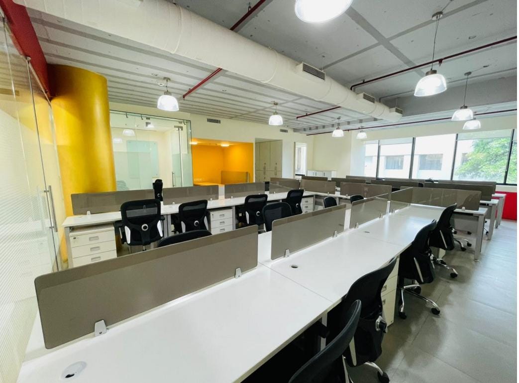 Office Space For Rent in Phoenix Paragon Plaza